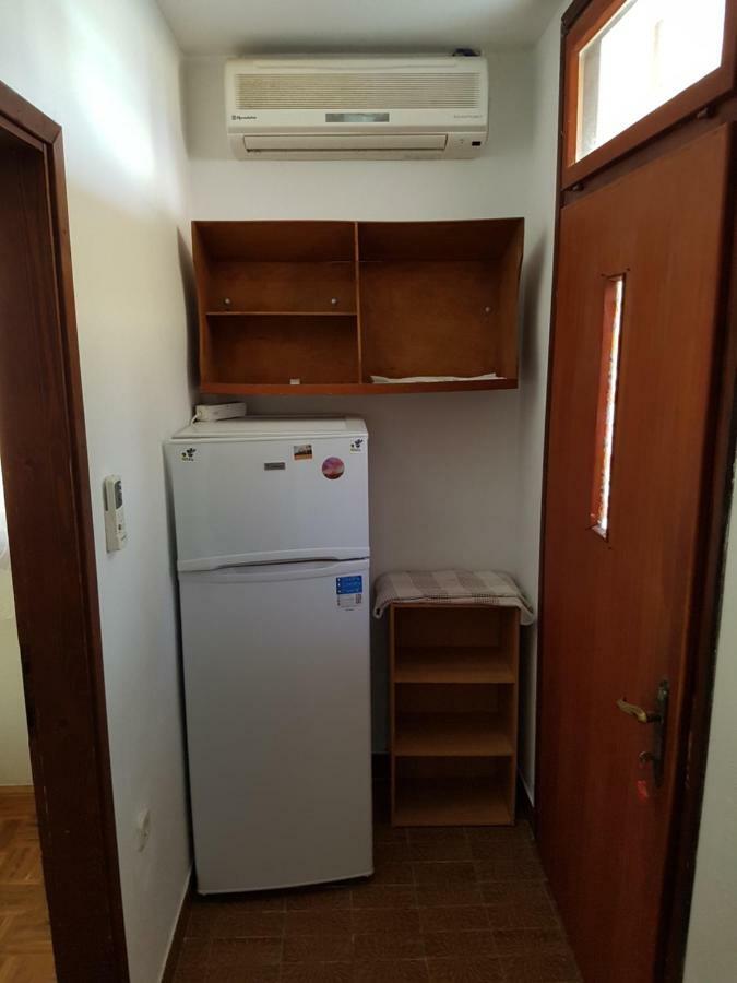 Apartmani Rosanda Petrcane Buitenkant foto