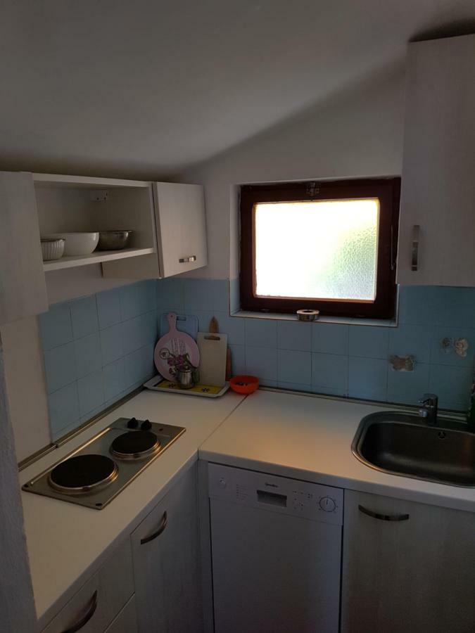 Apartmani Rosanda Petrcane Buitenkant foto